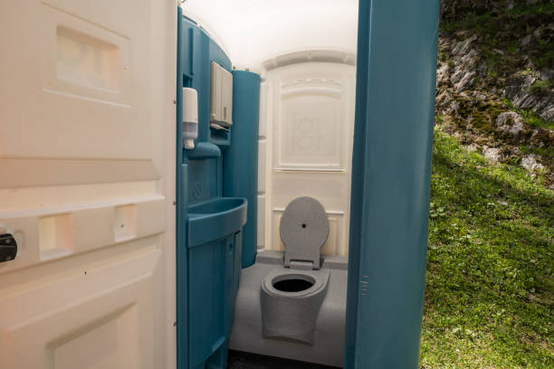 Portable sink rental in Pinehurst, ID
